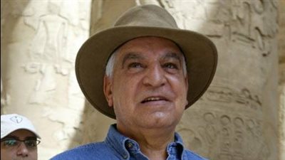 La  tombe d’Osiris et le robot serpent