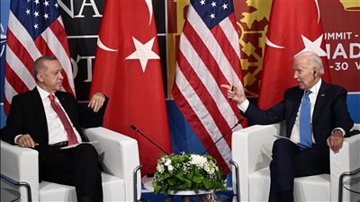 L'évolution d'Erdogan, entre néo-sultan conquérant à médiateur pour la Paix en Ukraine