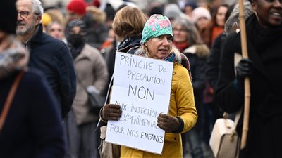 Le principe de précaution : A géométrie variable  avec des angles morts