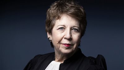 Entretien exclusif avec l’ex-Ministre Corinne Lepage, l’une des meilleures expertes françaises et européennes des questions environnements et « éco-juridiques » 