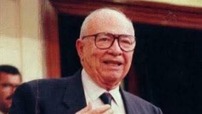 17 heures, heure du Caire 13